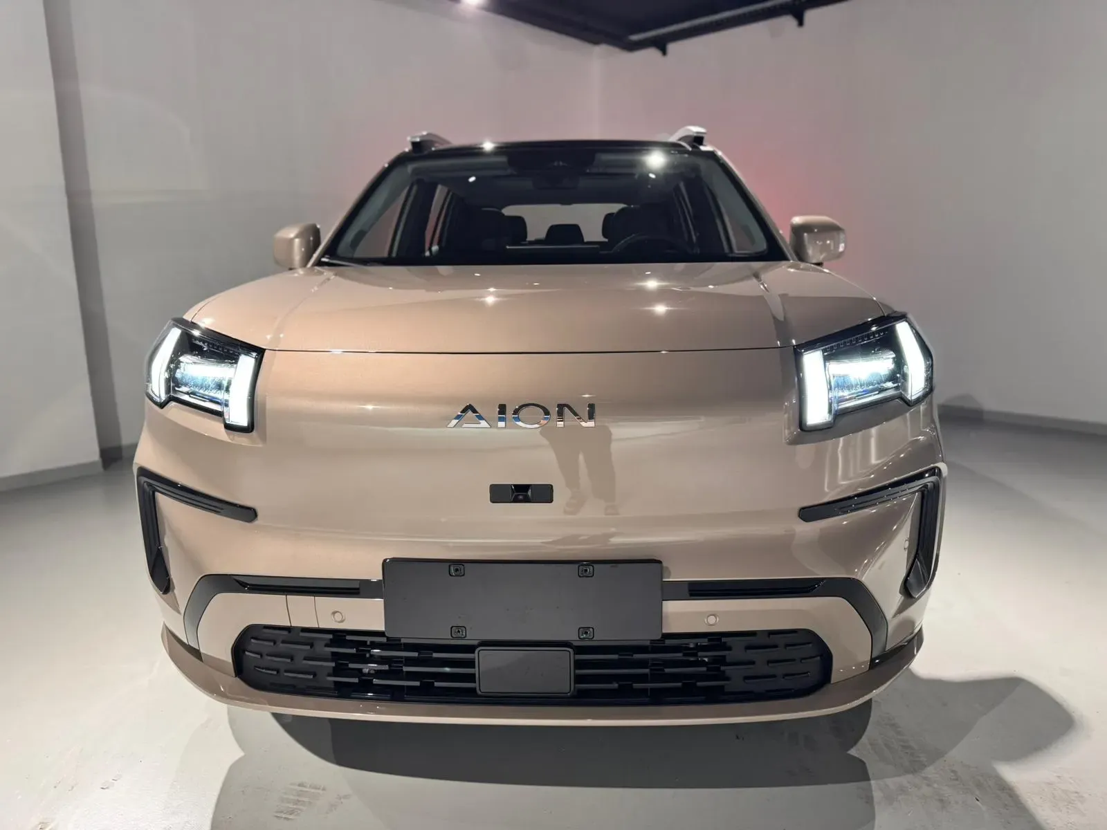 AION V en Montevideo, Uruguay — foto 1 de 59